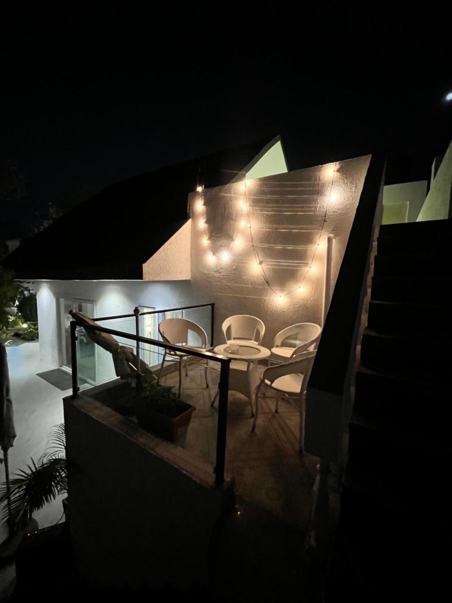 Jlr Farm Stay Hyderabad Exteriör bild