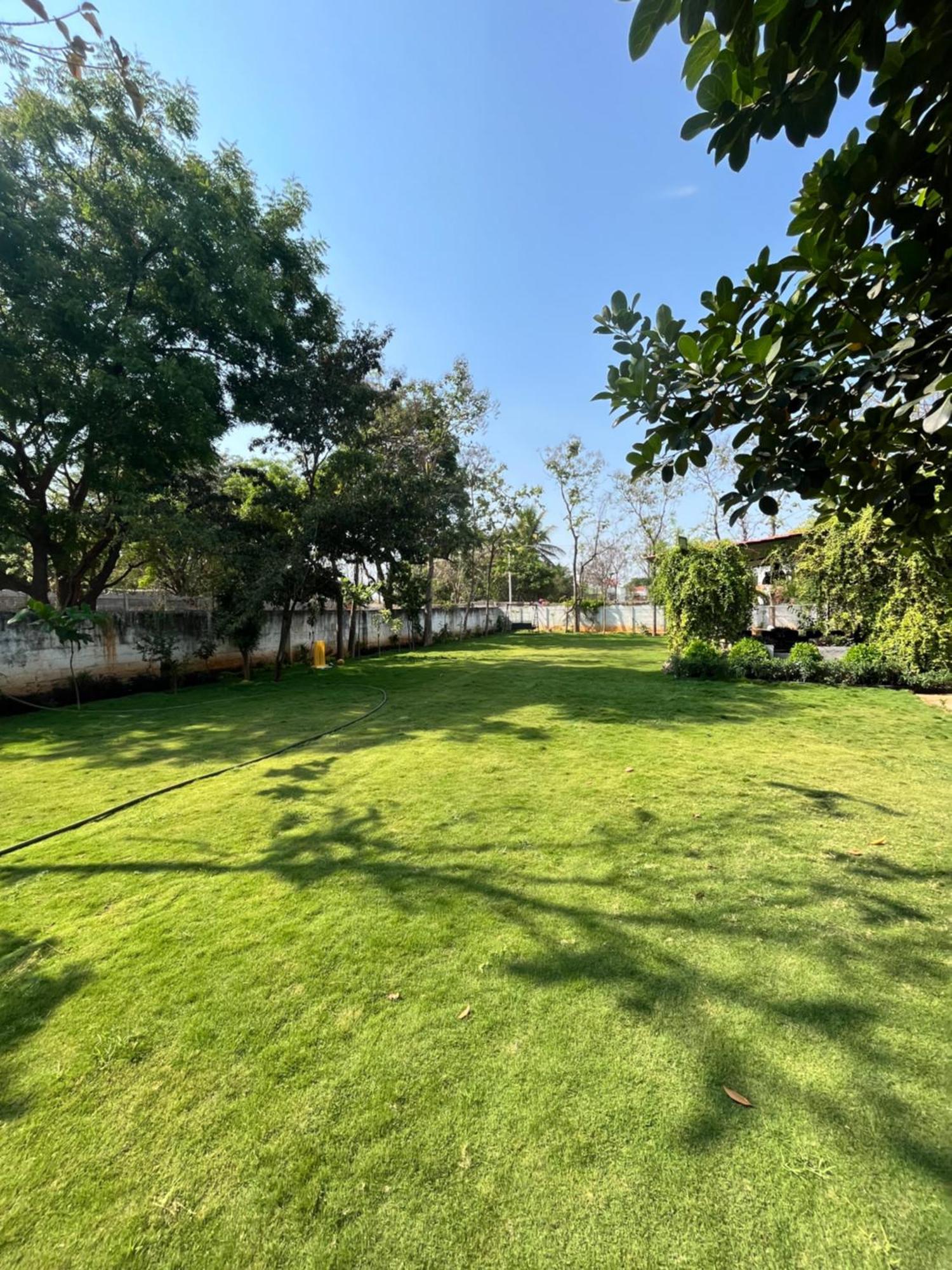 Jlr Farm Stay Hyderabad Exteriör bild