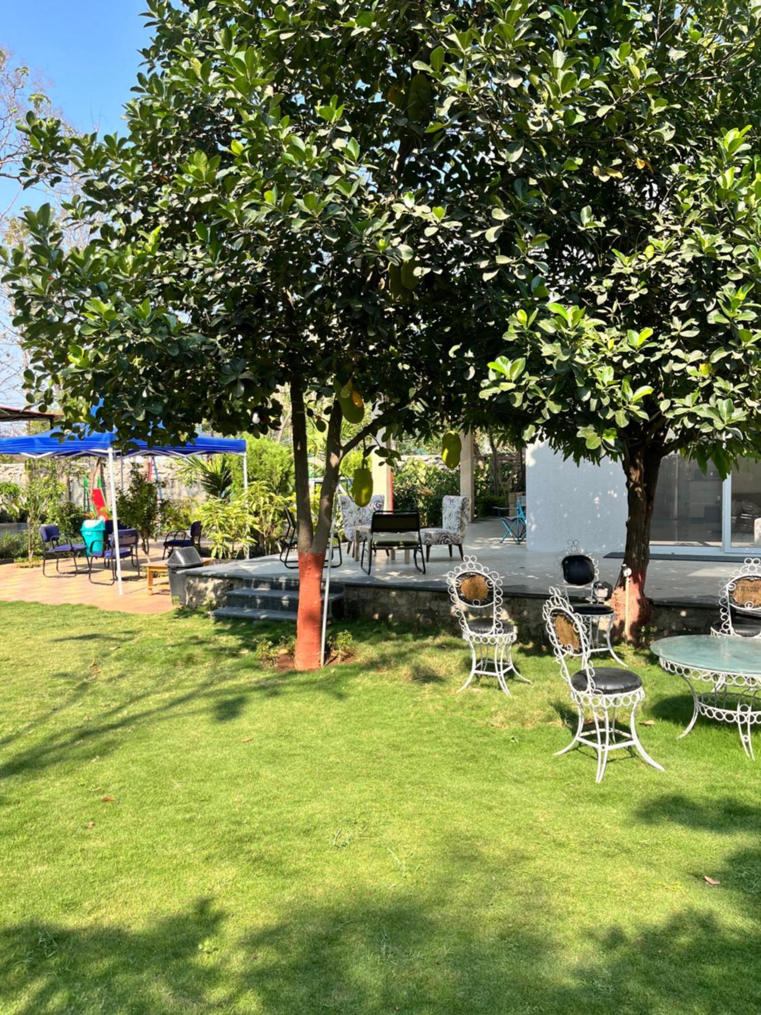 Jlr Farm Stay Hyderabad Exteriör bild