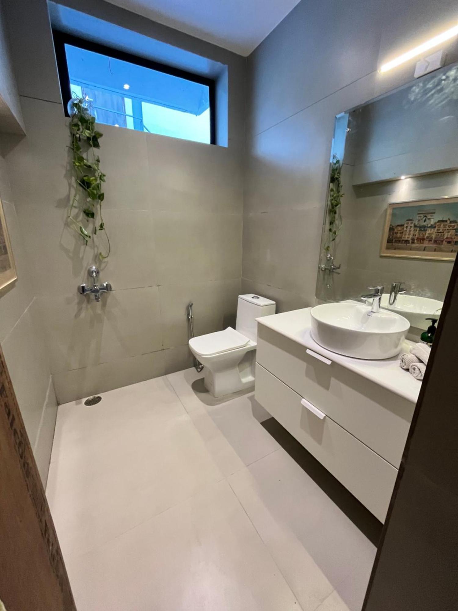 Jlr Farm Stay Hyderabad Exteriör bild