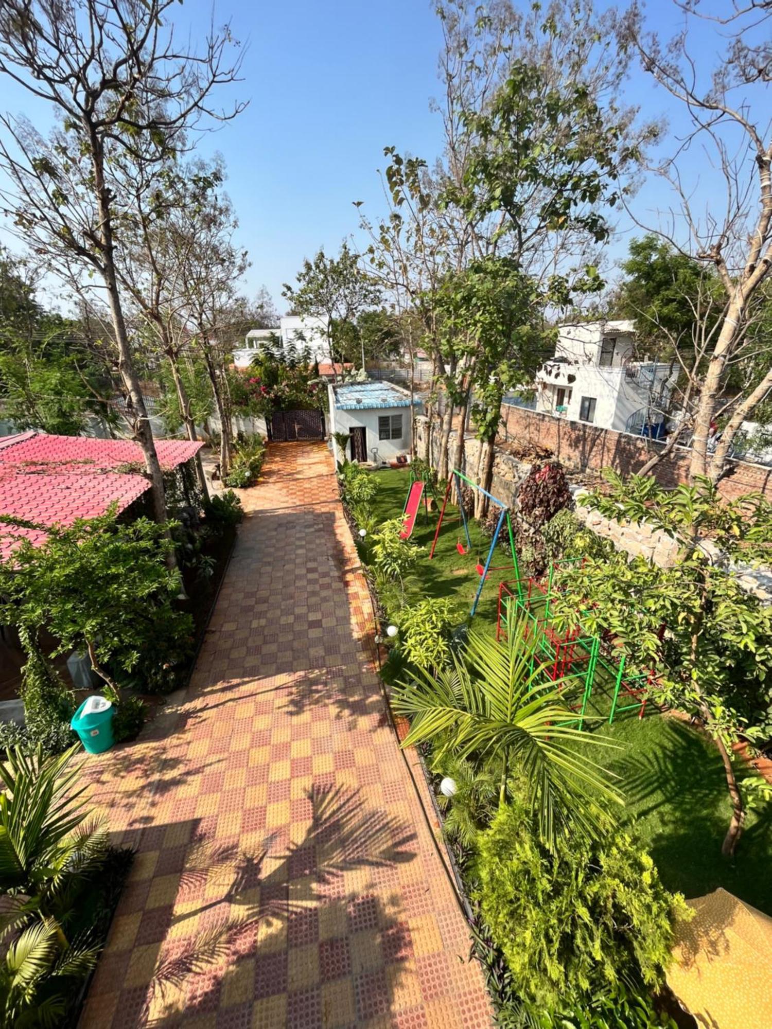 Jlr Farm Stay Hyderabad Exteriör bild